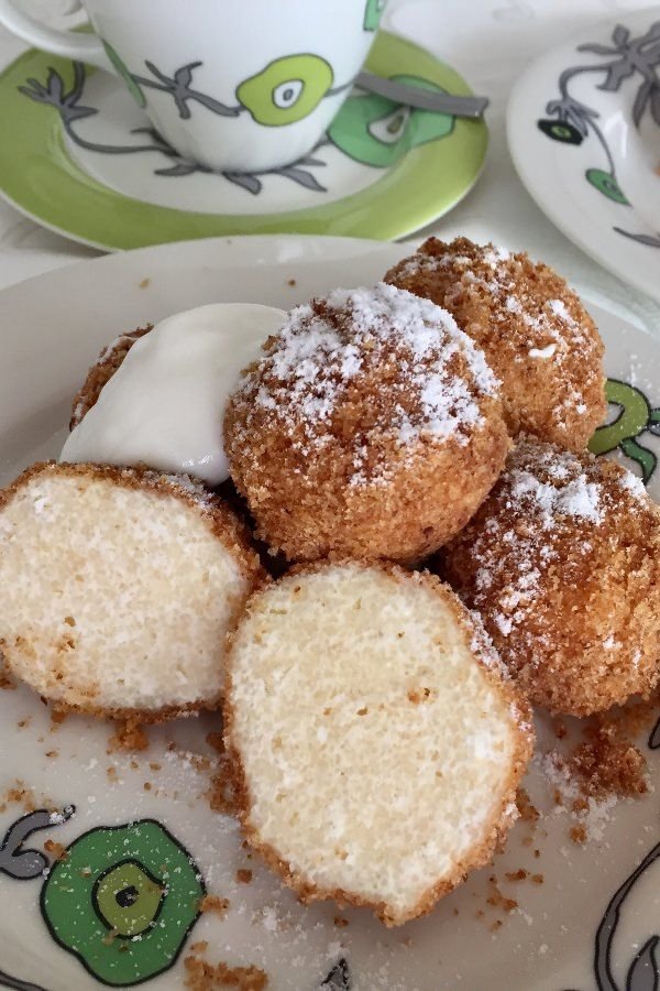 🇭🇺 Hungarian Cottage Cheese Dumplings (Túrógombóc): A Taste of Tradition 5d6ef7ccb6a53a96ff0927d796a1247c